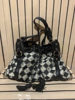 (Category: ) located in . Submitted by preluxuria_online_shop (Listing ID 1470285803, Image 1). Description: .