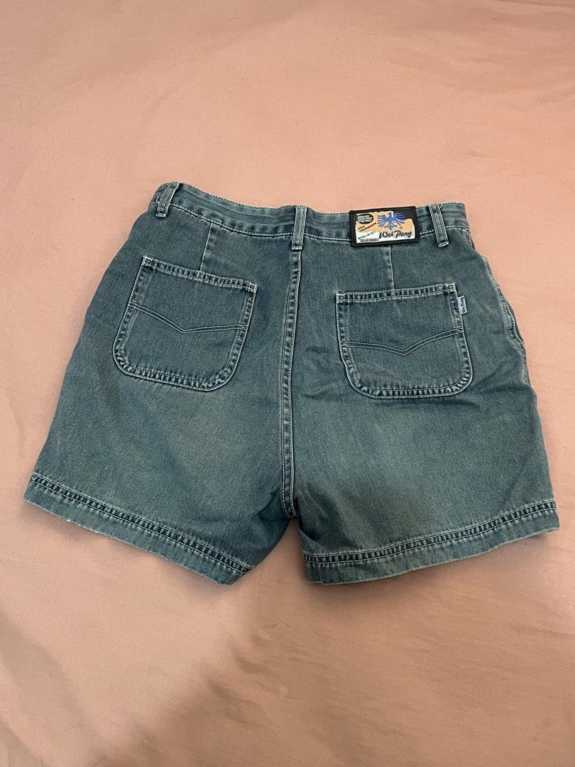 Medium Wash Denim Shorts (Category: Shorts) located in Pasig City. Submitted by kirstenswardrobe (Listing ID 1470239177, Image 2). Description: ♡ Trusted and honest seller! ♡ 100% legit items ♡ Will send actual photos upon request ♡ No hidden flaws; condition will be disclosed honestly ♡ Please buy responsibly. Thank you! 🤍.