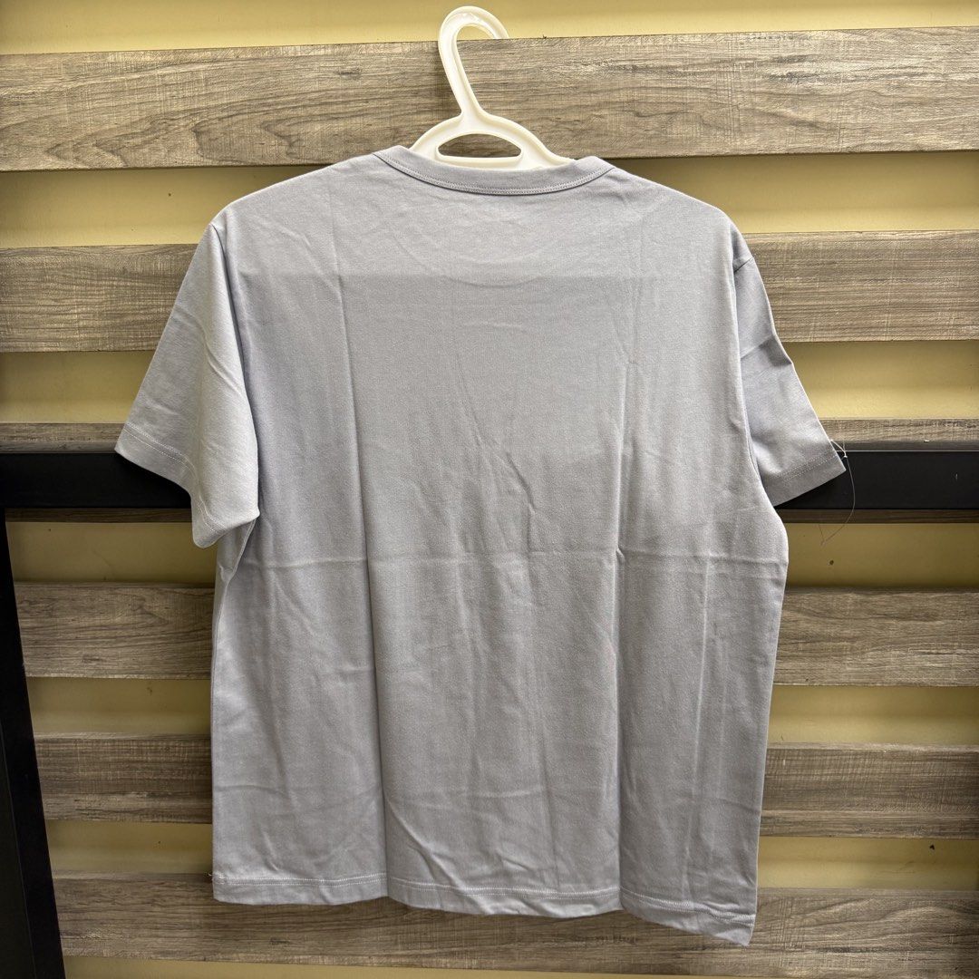 [Mens] Muji Grey Shirt (Category: Tshirts & Polo Shirts ) located in Mandaluyong City. Submitted by bestdressedph2025 (Listing ID 1470241394, Image 2). Description: MOP: GCash MOD: Lalamove/J&T LOCATION: Brgy. Addition Hills, Mandaluyong Discount avail for multiple items. Dimensions in Inches: Shoulder: 18 Bust: 21 Length: 26 Size on Tag: M PM for inquiries!.