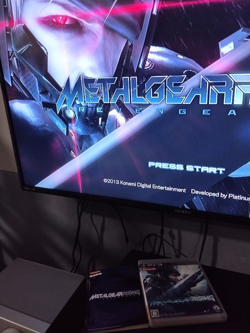 metal gear rising ps3 (Category: PlayStation) located in Manila. Submitted by cruzivanpatrick (Listing ID 1470288337, Image 1). Description: ps3 game japan pero english po pag nasa game na tested working see picture on top meet up lrt 1 abad santos station deliver kayo mag book po g cash payment shipping payment first salamat po.