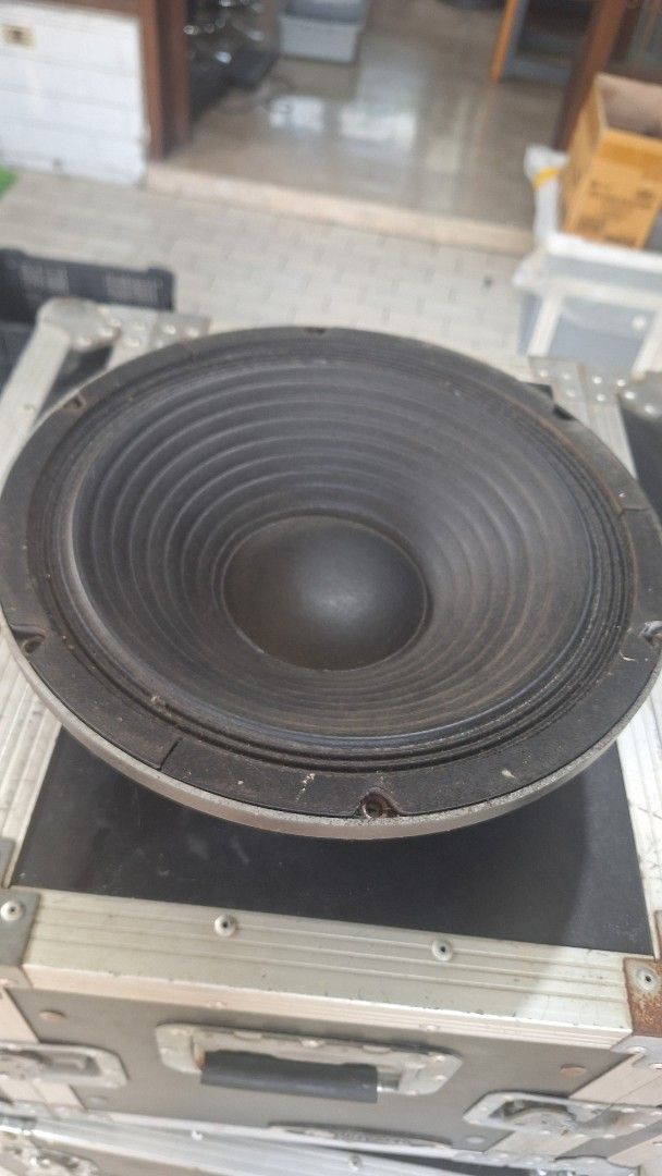 Meyer Sound MS 12 8 Ohms Speaker Driver (Category: Soundbars, Speakers & Amplifiers) located in Angeles City. Submitted by pamdiel003 (Listing ID 1470223498, Image 3). Description: - Brand/Model: Meyer Sound MS 12 speaker driver - Impedance & Size: 8 Ohms, 12-inch professional audio component - Serial Number: 124023 - Condition: Clean cone, working voice coil, removed from working audio setup - Build: Heavy duty cast frame with standard mounting 
