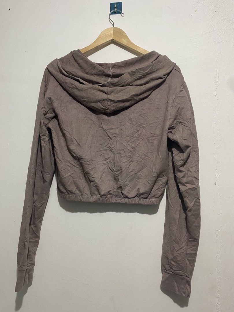 Miami Style (Category: Coats, Jackets and Outerwear) located in Manila. Submitted by telly.742 (Listing ID 1470288825, Image 2). Description: .