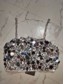 (Category: ) located in . Submitted by star_closet_ (Listing ID 1470195934, Image 1). Description: .