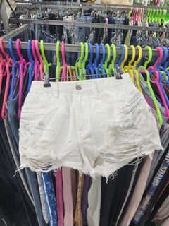 (Category: ) located in . Submitted by makinpeso0622 (Listing ID 1470183566, Image 1). Description: .