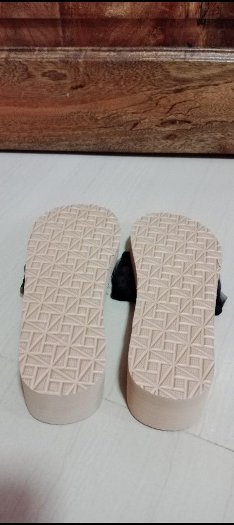MITATA Wedge Sandals Black (Category: Wedges) located in Mangaldan. Submitted by closetqwin (Listing ID 1470197502, Image 3). Description: - Brand new, never been worn -See 2nd picture for measurements -no box.