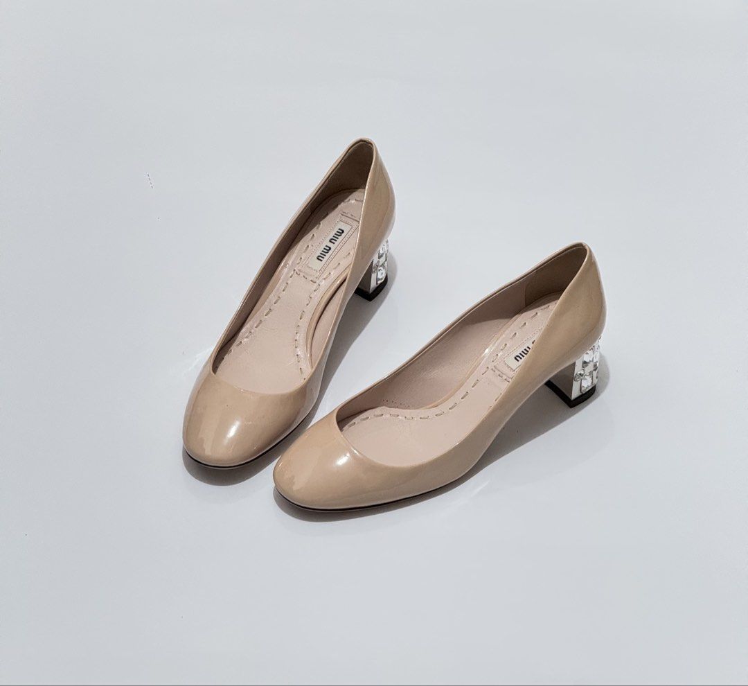 Miumiu (Category: Heels) located in Quezon City. Submitted by byuklph (Listing ID 1470321494, Image 3). Description: Authentic💯size35 Excellent condition No inclusion .