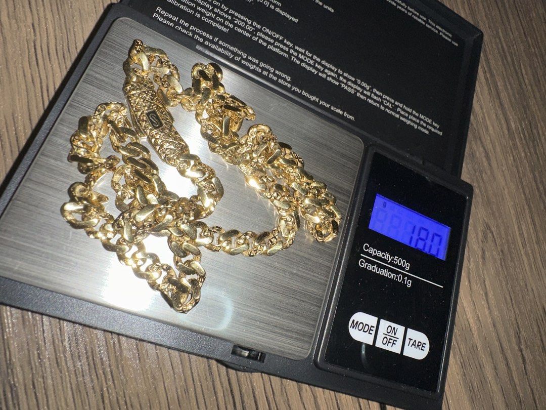 Monaco Chain by Sozer Gold Cuban Link Necklace (Category: Necklaces) located in Manila. Submitted by decluttergly (Listing ID 1470315224, Image 2). Description: Monaco Chain 18” 18k 18grams .