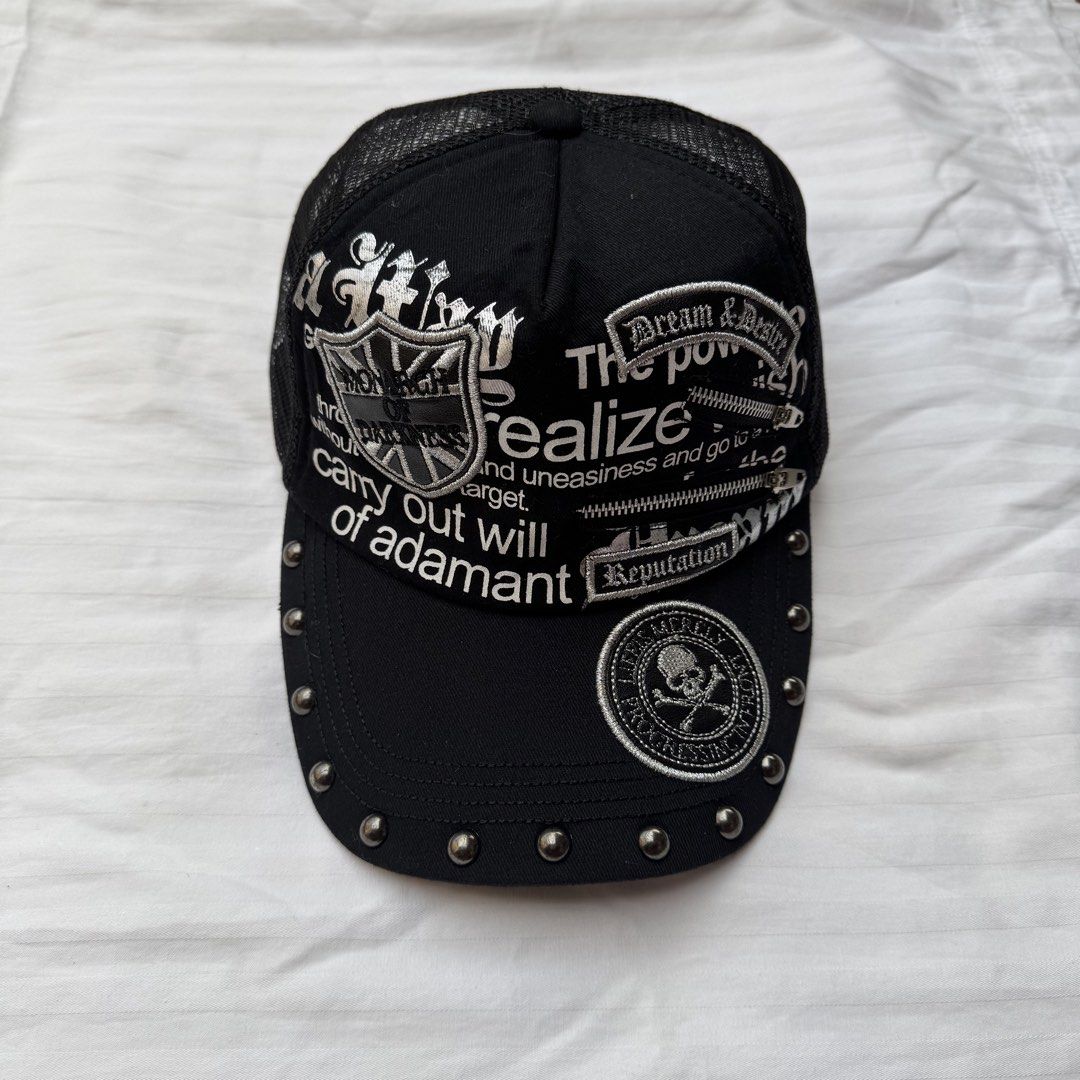 MONARCH OF DARKNESS (Category: Caps & Hats) located in Pasig City. Submitted by jaaard (Listing ID 1470291727, Image 1). Description: For sale net cap Vgood condition Pm me.