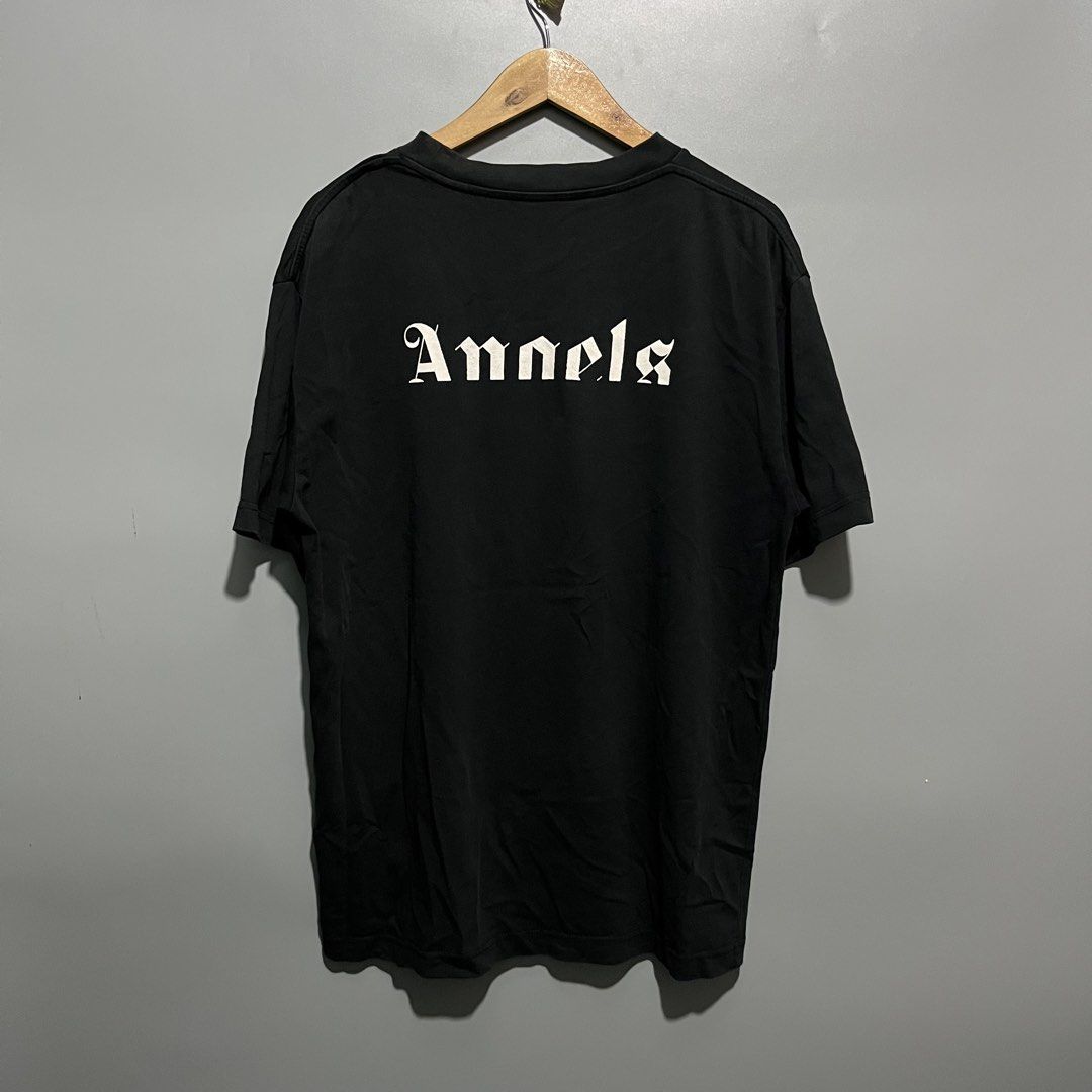 Moncler x Palm angels collaboration (Category: Tshirts & Polo Shirts ) located in Giporlos. Submitted by deloria_jhayr (Listing ID 1470271353, Image 2). Description: Sign of usage Minimal hairline not visible W:22 L:29.