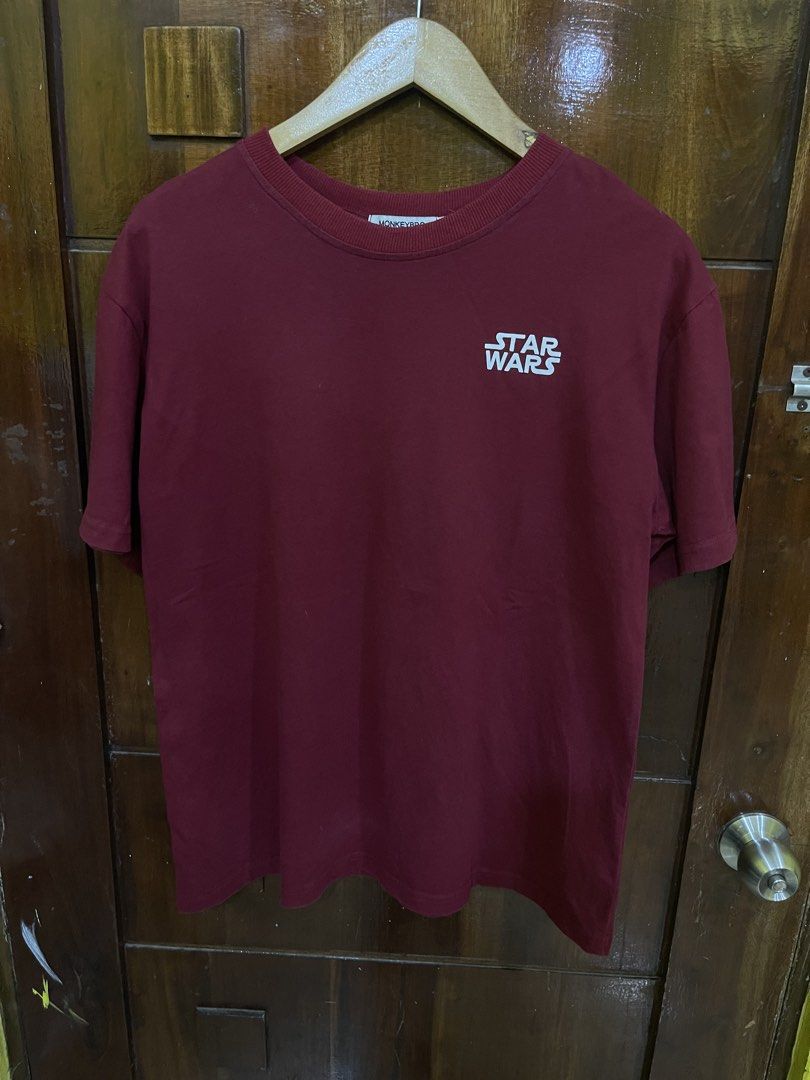 Monkeybro Shirt (Category: Tshirts & Polo Shirts ) located in Marikina City. Submitted by greatfindsmnlph (Listing ID 1470188961, Image 1). Description: Monkey bro Shirt Price: 200 Size: Medium Width: 21 Length: 27 Color: Maroon Color Rate: 10/10 Condition: 10/10 almost new Very nice in actual.