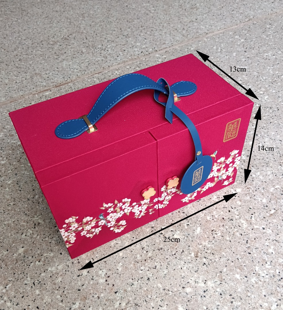 Mooncake box, Women's Fashion, Jewelry & Organisers, Accessory holder ...
