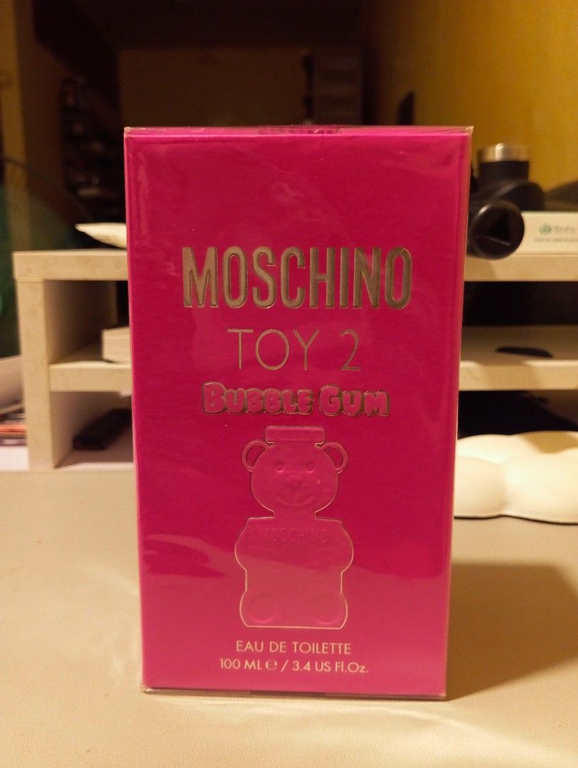 Moschino Toy 2 Bubble Gum (Category: Fragrance & Deodorants) located in Cavite. Submitted by aether-elementph_11 (Listing ID 1470275680, Image 1). Description: Original 📍 Bought in Italy 🇮🇹 1pc Left..