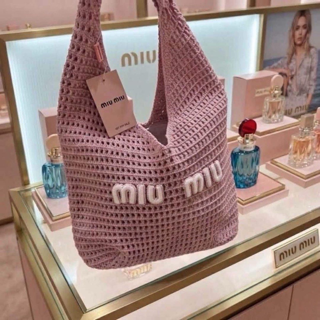 Mui mui kitten bag (Category: Tote Bags) located in Caloocan City. Submitted by thylina_west24 (Listing ID 1470347716, Image 1). Description: MIU MIU KITTEN PINK TOTE BAG 🎀🐱 A charming pink tote bag featuring a playful kitten design. Stylish, feminine, and perfect for adding a cute touch to any outfit. .