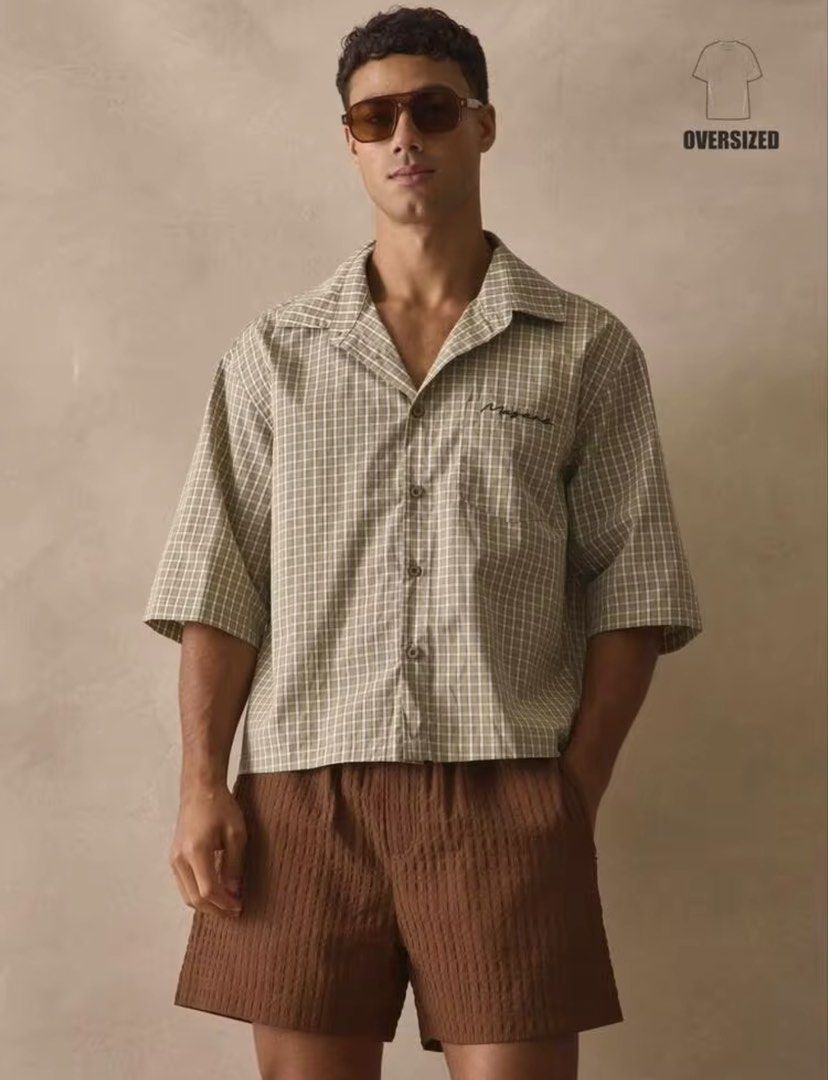 MUSERO Oversized Boxy Button Down Polo (Category: Tshirts & Polo Shirts ) located in Las Pinas. Submitted by sellerkjb (Listing ID 1470330480, Image 1). Description: BRAND NEW XL 27 inches width 25 inches length Las Pinas.