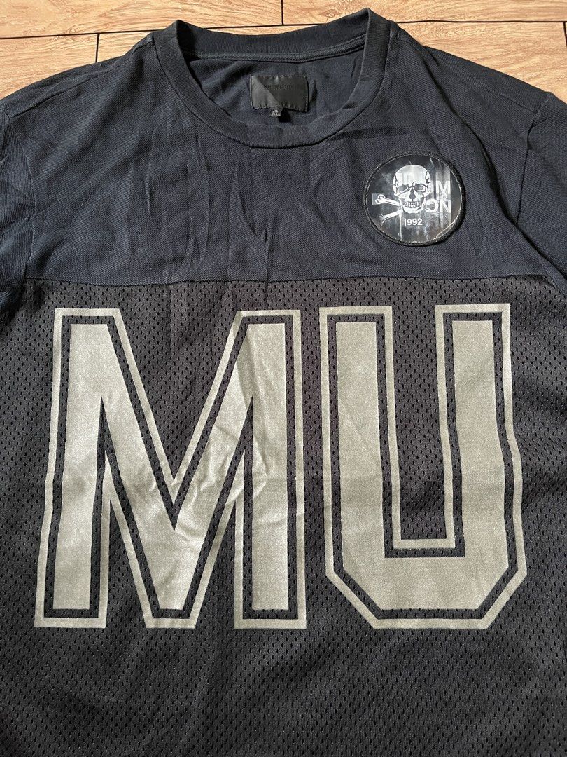 Musium Div Black Graphic Mesh Jersey Tshirt (Category: Tshirts & Polo Shirts ) located in Manila. Submitted by tvrfinds (Listing ID 1470264247, Image 2). Description: Musium Div Black Graphic Mesh Jersey Tshirt Size Medium on tag Dimes: W - 20.5 L - 27.5 -Color rate: 9.5/10 -Flawless -Excellent condition.