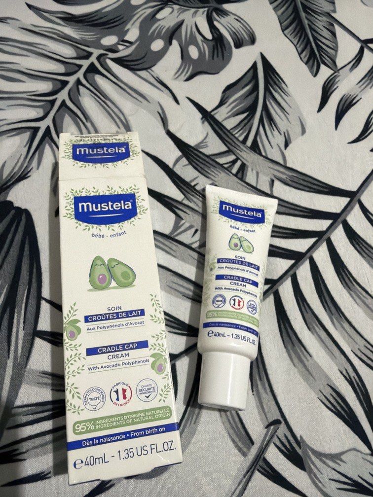 Mustella Cradle Cap (Category: Bathtub & Bath Accessories) located in Pasig City. Submitted by ruthy_09 (Listing ID 1470274319, Image 1). Description: 95% used Once used Expiration 2027/09 With box .