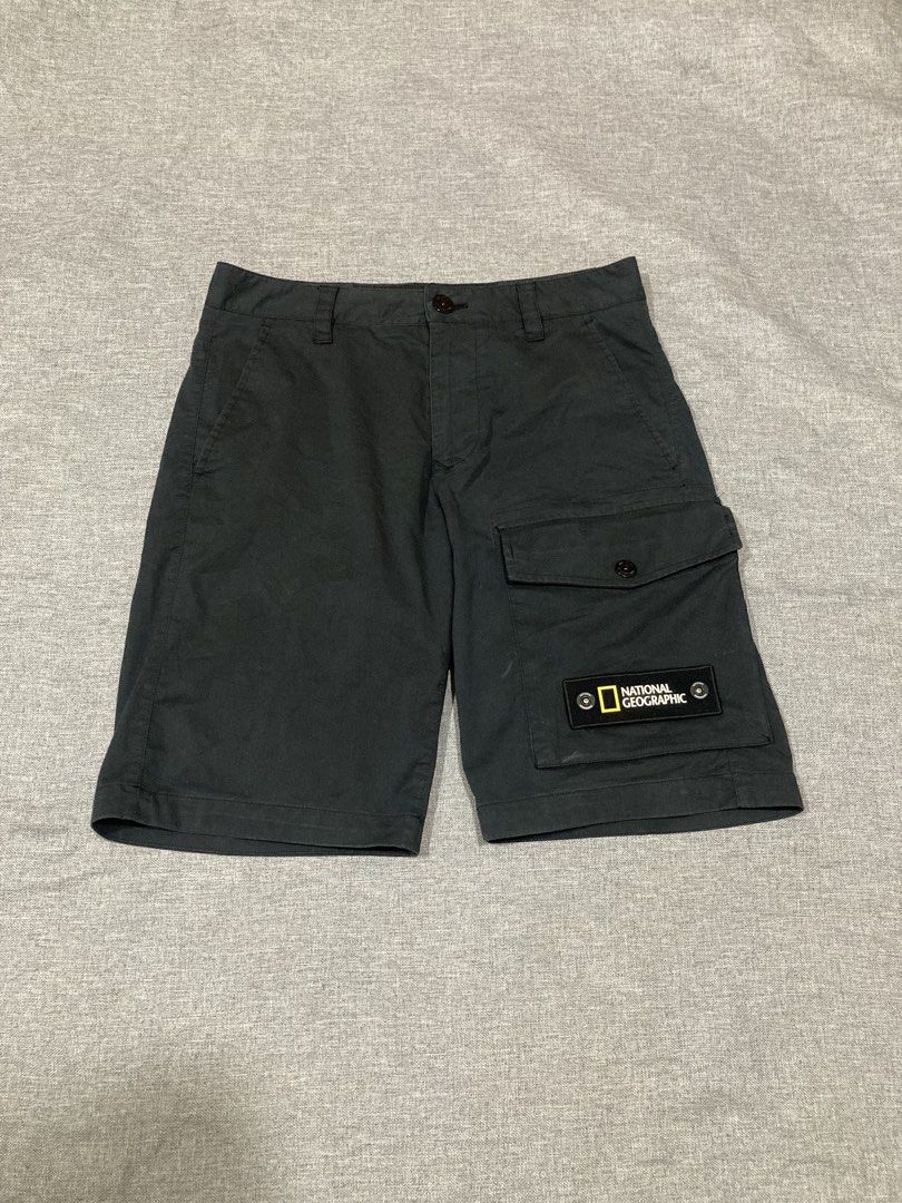 National Geographic Short (Category: Shorts) located in Zamboanga. Submitted by deensthrifting (Listing ID 1470286785, Image 1). Description: National Geographic Short Size 30 on tape 9/10 Color rate or better No issues Need wash -750+shipping fee Loc:Mindanao.