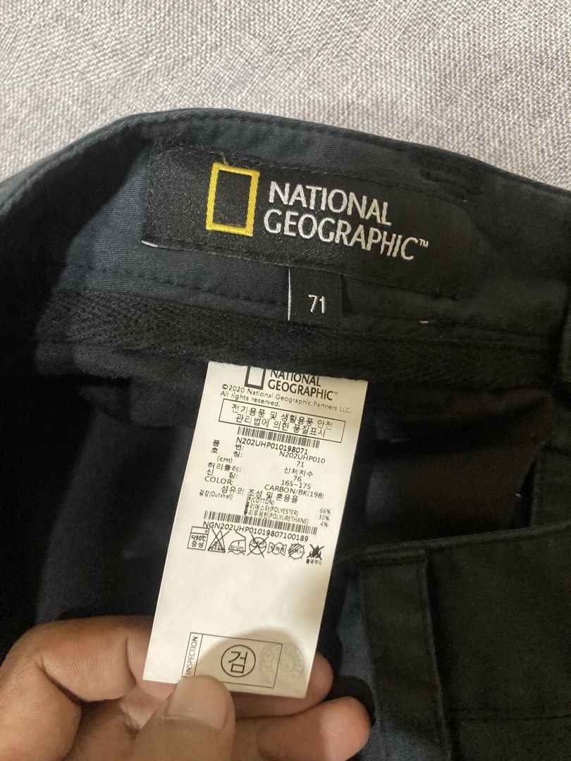 National Geographic Short (Category: Shorts) located in Zamboanga. Submitted by deensthrifting (Listing ID 1470286785, Image 3). Description: National Geographic Short Size 30 on tape 9/10 Color rate or better No issues Need wash -750+shipping fee Loc:Mindanao.