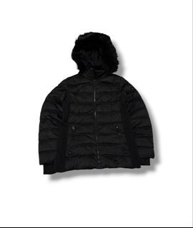 (Category: ) located in . Submitted by sanjisthrift (Listing ID 1470270755, Image 1). Description: .