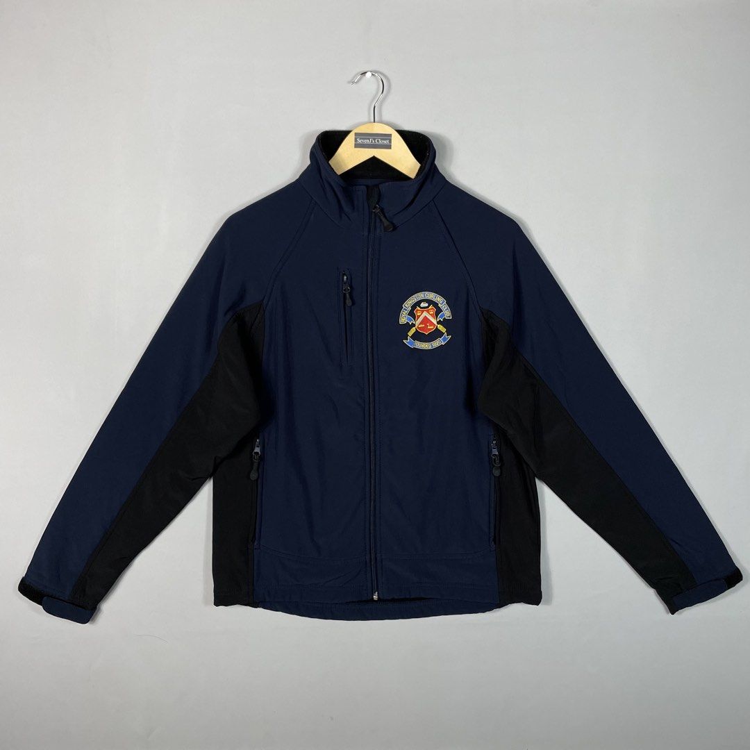 Navy Blue Athletic Sport-Casual Softshell Jacket Unisex (Category: Coats, Jackets and Outerwear) located in Norzagaray. Submitted by sevenjscloset (Listing ID 1470249715, Image 1). Description: - Color/Design: Navy blue with black panels and Royal Kingston Curling Club embroidery - Size: Fit small to medium - Features: Full zip closure, side zip pockets, and an upper chest zip pocket - Measurements: 24.5 inches (length) x 18.5 inches (width) - Co
