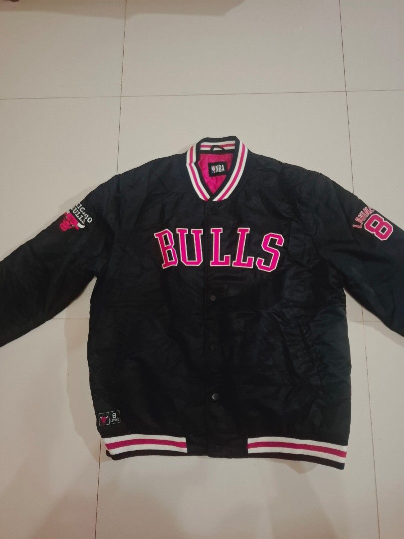Nba x primark chicago bulls bomber/varsity jacket (Category: Coats, Jackets and Outerwear) located in Narvacan. Submitted by jigger85_2ndaccount (Listing ID 1470292436, Image 2). Description: Nba x primark chicago bulls bomber/varsity jacket like new 9.8/10 condition size: XL Uk size dimes: 25 x 28 bought in UK location : ilocos sur can ship thru LBC or JNT.
