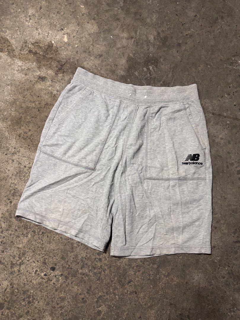 New Balance grey short (Category: Shorts) located in Pasig City. Submitted by dripthrift1600 (Listing ID 1470319387, Image 1). Description: - New balance grey short - Good condition - Issue: None - Sizes: S - Dimes: 30x18.