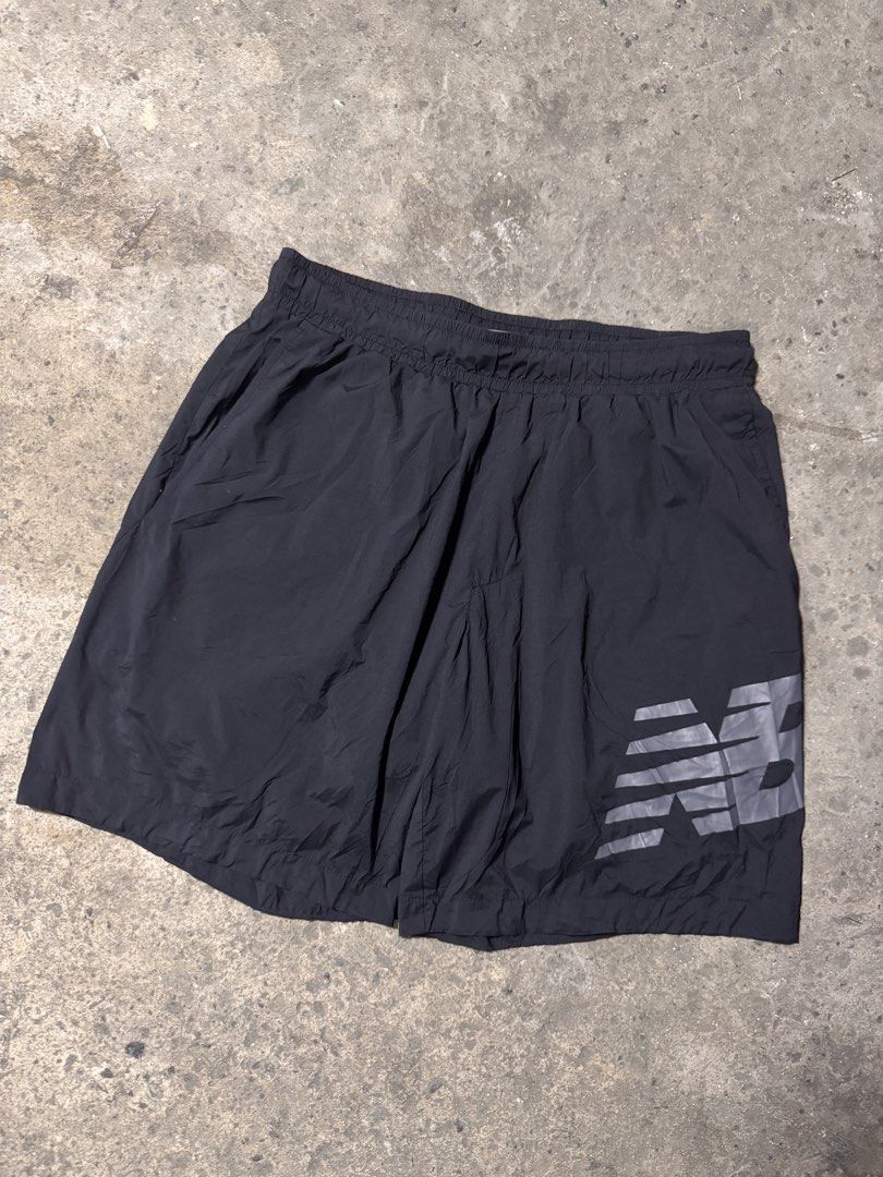 New balance walking short (Category: Shorts) located in Pasig City. Submitted by dripthrift1600 (Listing ID 1470319830, Image 1). Description: - New Balance Walking short - Good condition - Issue: None - Sizes: S - Dimes: 28x17.