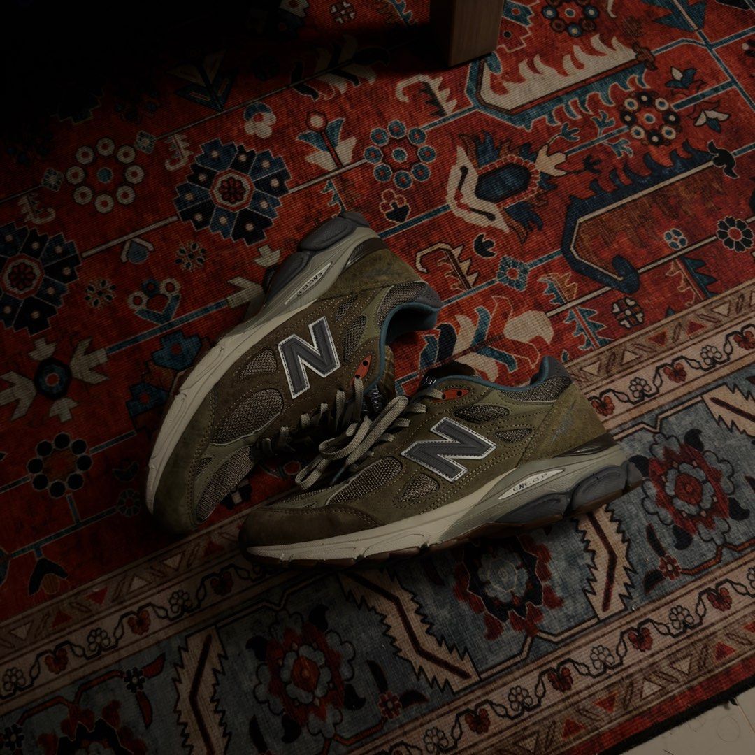 New Balance x Bodega 990v3 (Category: Casual Shoes) located in Manila. Submitted by localstreetwear (Listing ID 1470344327, Image 3). Description: New Balance X Bodega 990v3 4000 Used No box, Replaced insoles Antipolo City.