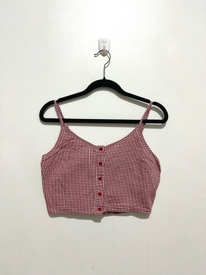 New Look Red and White Gingham Crop Top with Front Buttons Medium (Category: Blouses) located in Manila. Submitted by amystiqueph (Listing ID 1470259333, Image 1). Description: Like new Size medium Features a v-neckline, spaghetti straps, front buttons, and a stretchy smocked back panel for a comfortable fit 100% cotton P300 MOP: Gcash MOD: Lalamove, Grab, J&T or LBC Check bio for more information. .