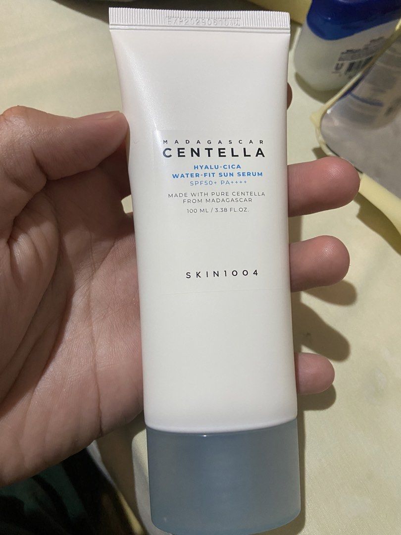 Newly bought skin1004 sunscreen (Category: Face Care) located in Iloilo. Submitted by bykirby (Listing ID 1470192133, Image 1). Description: Newly bought po for 740+ im moreno may white cast po pala sakin hahaha baka gumagamit po kayo neto bigay kopo lesseer price thank you.