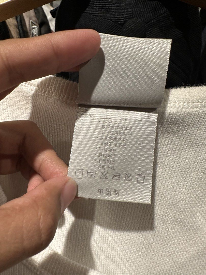 Nike (Category: Shirts) located in Legazpi City. Submitted by lootsi (Listing ID 1470295351, Image 3). Description: .