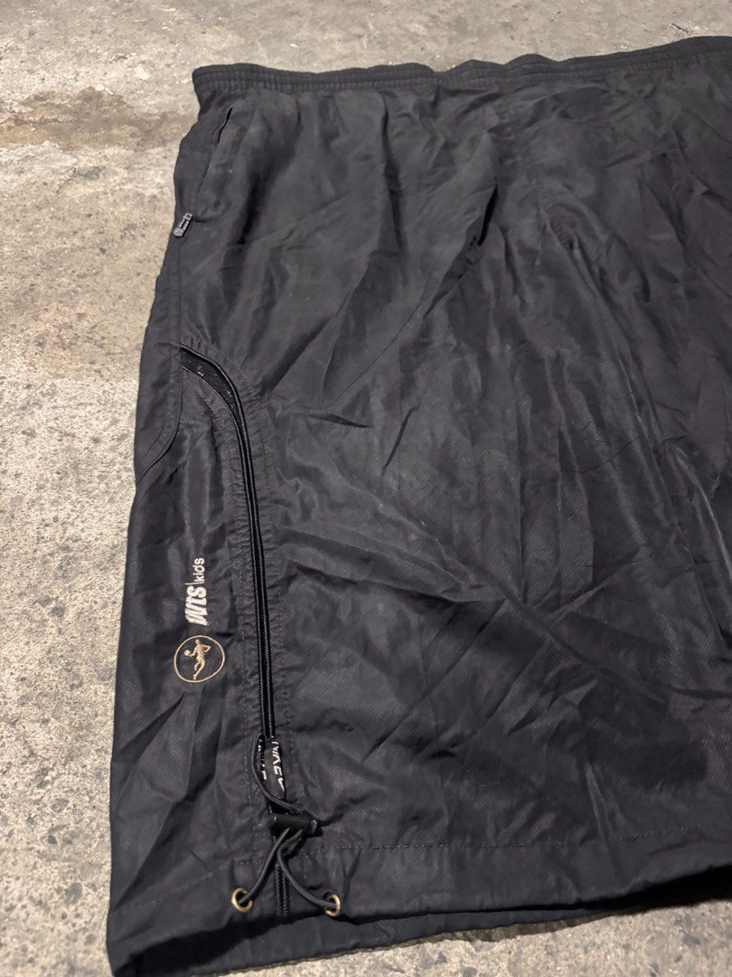 Nike 3/4 short (Category: Shorts) located in Pasig City. Submitted by dripthrift1600 (Listing ID 1470318051, Image 3). Description: - Nike 3/4 short - Good condition - Issue: None - Sizes: XXL - Dimes: 40x25.