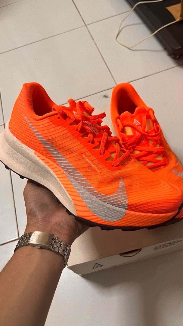 Nike ACG Trail size US 9 mens (Category: Sneakers) located in Quezon City. Submitted by baglady__ (Listing ID 1470301301, Image 1). Description: size US 9 mens still nego 📍QC (can do meet up basta around qc lang din).