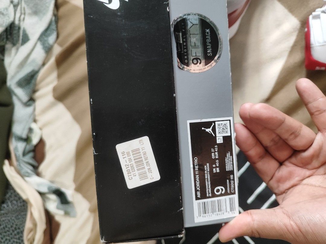 jordan 11 cherry (Category: Sneakers) located in Angono. Submitted by jovitonav (Listing ID 1470207972, Image 2). Description: used authentic.