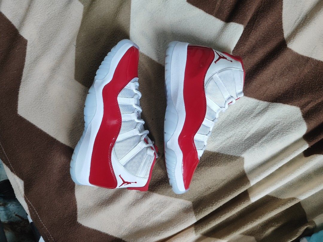 jordan 11 cherry (Category: Sneakers) located in Angono. Submitted by jovitonav (Listing ID 1470207972, Image 1). Description: used authentic.