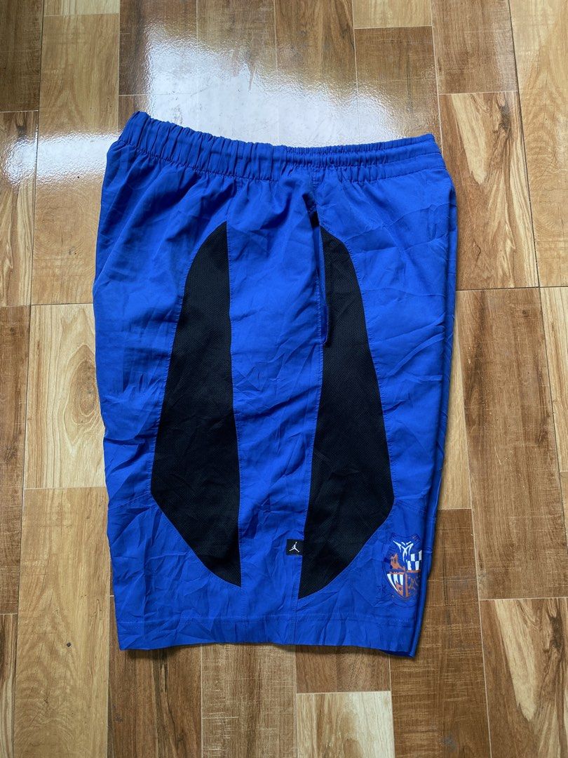 Nike Air Jordan / Melo (Carmelo Anthony) (Category: Shorts) located in Binalbagan. Submitted by johncarlocaalim (Listing ID 1470257379, Image 3). Description: Dimes 30-34x23 Godd condition Issue loose stitch (pa repair mo nalang) .