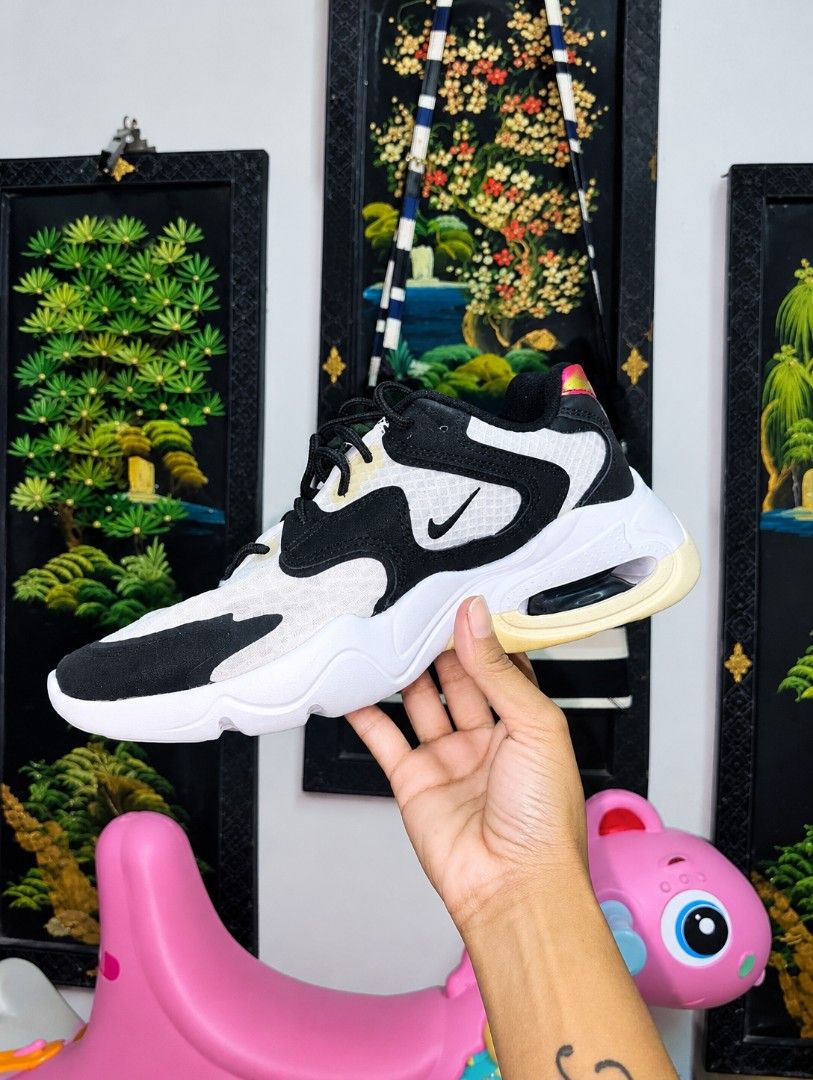 NIKE AIR MAX FOR KIDS (Category: Babies & Kids Fashion) located in Caloocan City. Submitted by fabshoppe_08 (Listing ID 1470346897, Image 1). Description: 🌼 Nike Air Max 🌼 ☘️ Size 6 U.S UK size: 3.5 EU size: 36.5 Foot length: 23 cm ☘️ ✅ Excellent Condition 📍 North Caloocan ✅ S h o p e e & T i k t o k C.O. ( SF ONLY ) ✅ Pick Up Or Lalamove 💸💸 800 Only 💸💸 💸💸 800 Only 💸💸 .