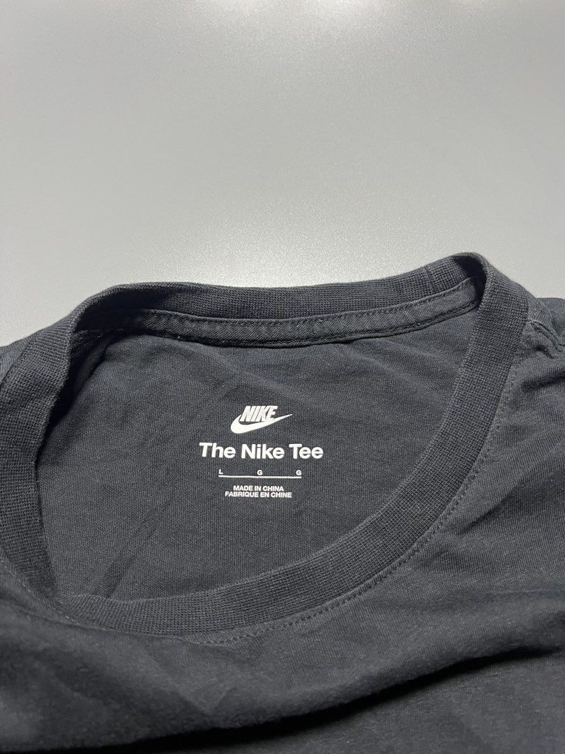 NIKE BLACK SHIRTT (Category: Tshirts & Polo Shirts ) located in Bacolod City. Submitted by bcdapparelshop (Listing ID 1470187020, Image 3). Description: NIKE BLACK SHIRT EXCELLENT CONDI CR 9.5/10 20.5w x 27L LARGE ON TAG NO ISSUES! 📍NEGROS OCCIDENTAL.