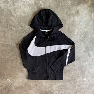 (Category: ) located in . Submitted by emplysthrift. (Listing ID 1470283242, Image 1). Description: .