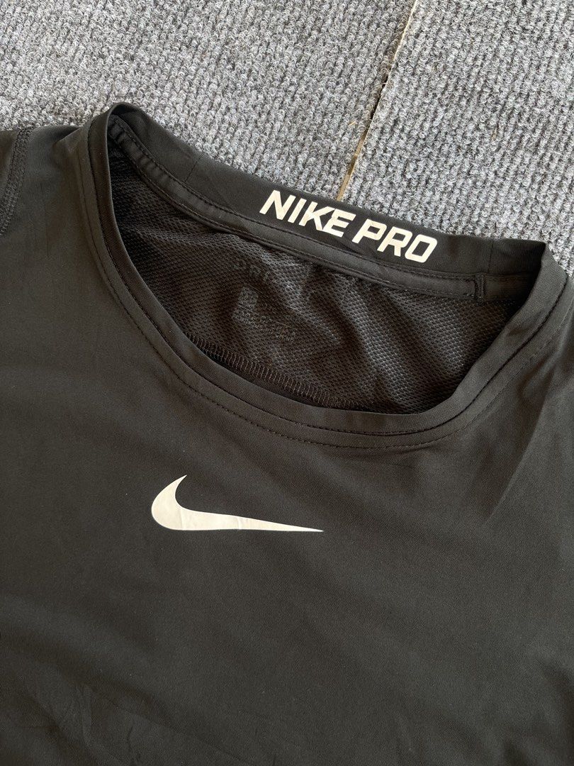 Nike Compression Shirt (Category: Activewear) located in Mandaue City. Submitted by beeryanni (Listing ID 1470236450, Image 2). Description: Nike Pro Compression Shirt Width: 20.5 Length: 27 No issue .