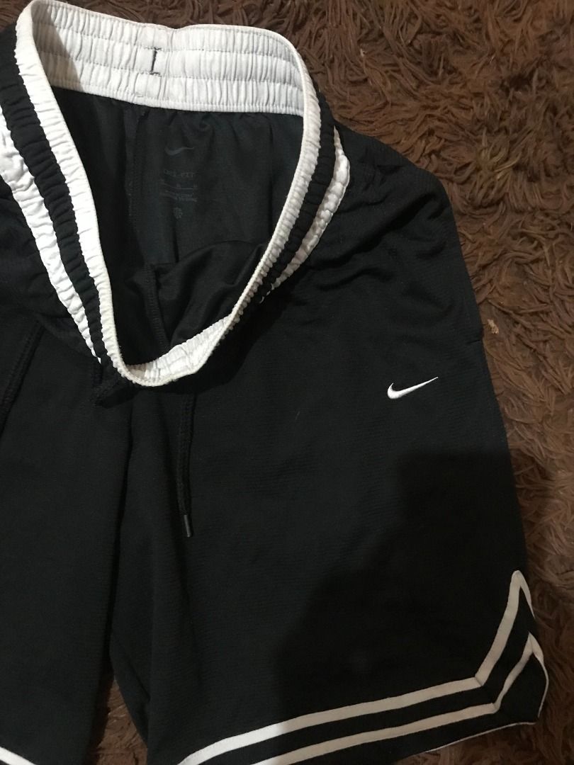 Nike Dna (Category: Shorts) located in Manila. Submitted by ayvanz (Listing ID 1470277684, Image 3). Description: .