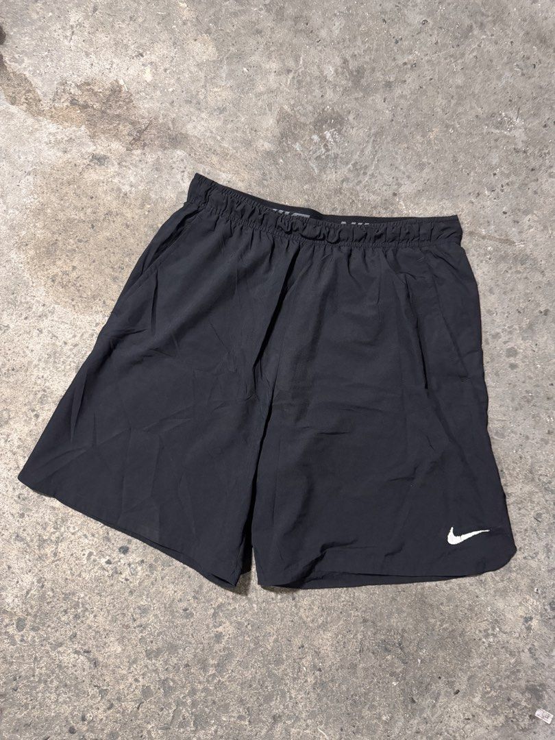 Nike dri fit (Category: Shorts) located in Pasig City. Submitted by dripthrift1600 (Listing ID 1470317105, Image 1). Description: - Nike dri fit - Good condition - Issue: None - Sizes: L - Dimes: 30x19.