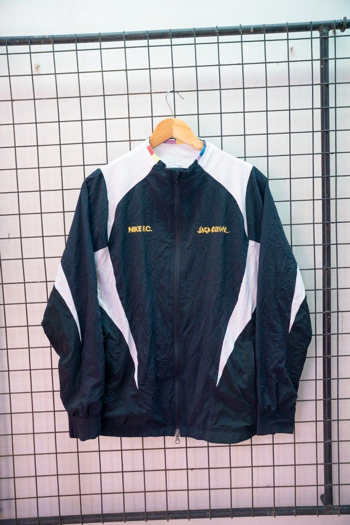 Nike Drifit Jacket (Category: Coats, Jackets and Outerwear) located in Bulacan. Submitted by vckssn (Listing ID 1470247537, Image 1). Description: dimensions: 23 width 27 length best fit large complete tags no issue color rate: 9.5/10.