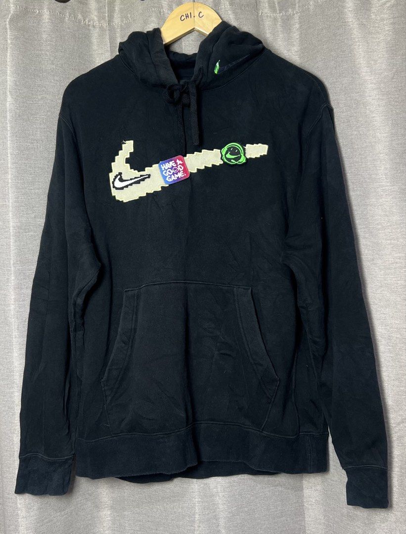 Nike hoodie! Have a good day (Category: Coats, Jackets and Outerwear) located in General Trias. Submitted by luxfinds2019 (Listing ID 1470170949, Image 3). Description: Nikee hoodie 799 shipped Fit large 22by27 Excellent Loc laguna Pm.