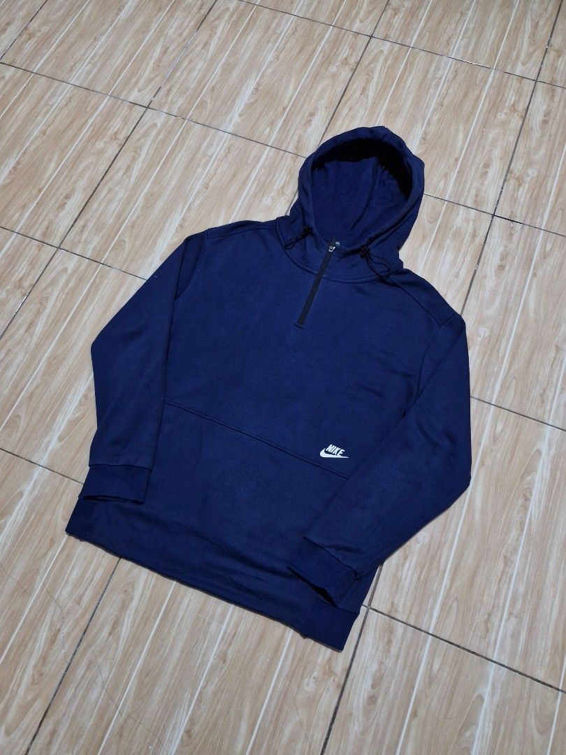 Nike Hoodie qzip (Category: Coats, Jackets and Outerwear) located in Antipolo. Submitted by kentoy6666 (Listing ID 1470307710, Image 2). Description: .