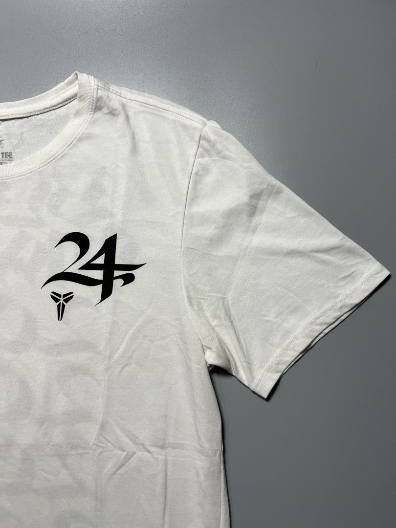 NIKE KOBE SHIRT (Category: Tshirts & Polo Shirts ) located in Bacolod City. Submitted by bcdapparelshop (Listing ID 1470186460, Image 2). Description: NIKE KOBE SHIRT GOOD CONDI 18w x 27L NEED WASH AND PINHOLE(SEE LAST PIC) MED ON TAG 📍NEGROS OCCIDENTAL.