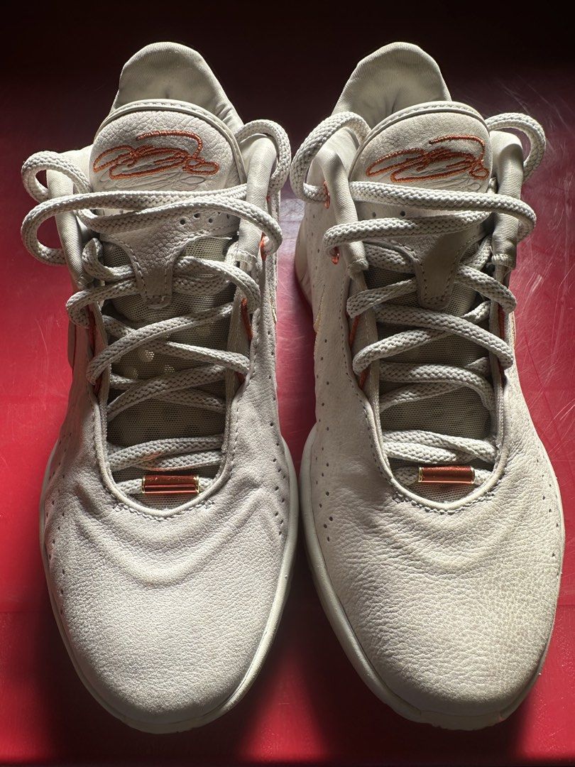Nike LeBron 21 Akoya (Category: Sneakers) located in Manila. Submitted by francosan02867 (Listing ID 1470214749, Image 1). Description: Decluttering Padala galing US. Never nagamit. Hindi naman nag babasketball kaya benta nalang. - Model: Nike LeBron Witness 8 - Colorway: Light Bone and Orange - Size: US 7 / UK 6 / EUR 40 - Condition: Like new, clean uppers with zero tread wear - Features: Textured leather upper, embroidered Swoosh, metallic oran