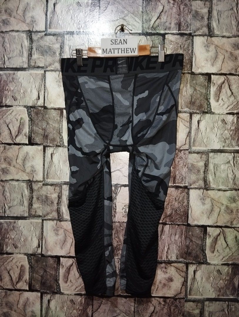 Nike Pro 3/4 Training Compression Tights (Category: Activewear) located in Los Banos. Submitted by streetthrift_ph (Listing ID 1470348222, Image 2). Description: Nike Pro 3/4 Training Compression Tights Medium on tag Excellent condition * Minimal hairline crack sa swoosh logo check last 2 photos (Barely noticeable) Price : 1480 only Free Shipping! Payment first ✅ Mop : Gcash only Courier : J&T Express 📍 Los Baños Laguna Thanks!.
