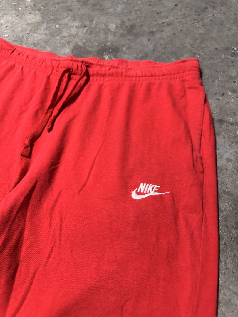 Nike red short (Category: Shorts) located in Pasig City. Submitted by dripthrift1600 (Listing ID 1470315684, Image 3). Description: - Nike red short - Good condition - Issue: Needwash - Sizes: Xl - Dimes: 36x21.