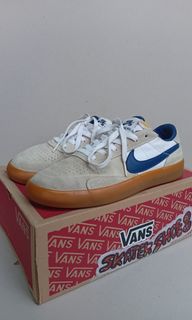 (Kategori: ) berada di . Dikirim oleh skater_shoe8 (ID iklan 1470348748, Gambar 1). Deskripsi: .